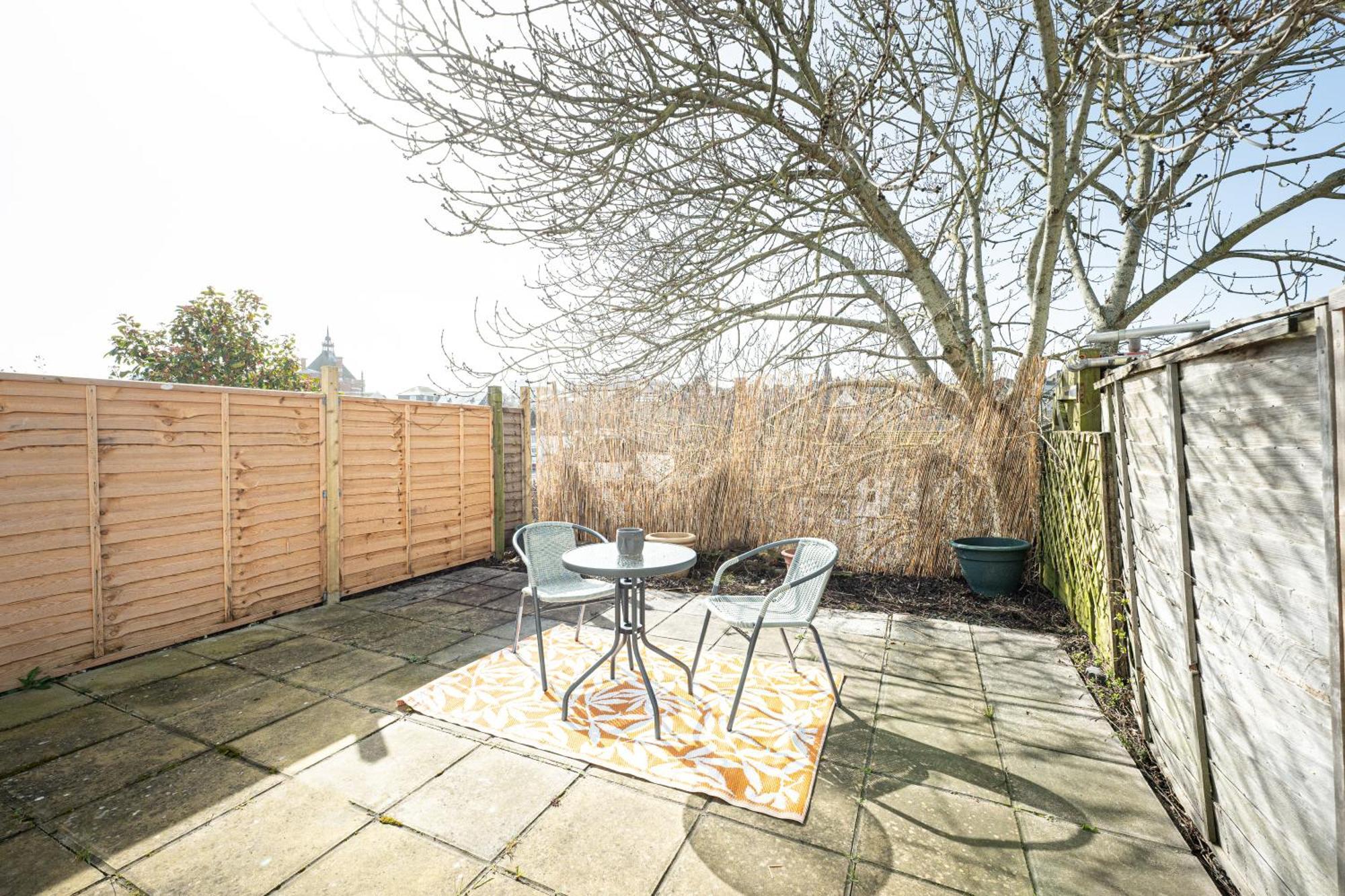 Appartamento Seaside Retreat In Folkestone Esterno foto